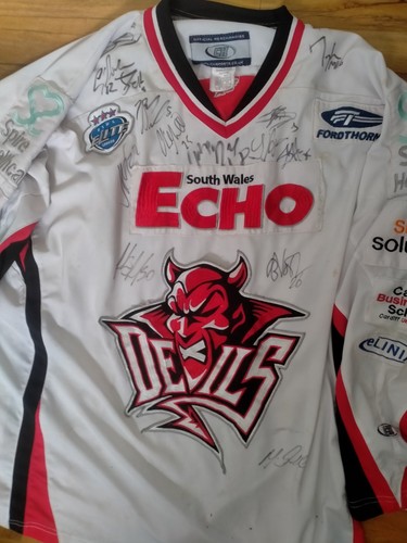 Cardiff devils ice hockey - cardiff,